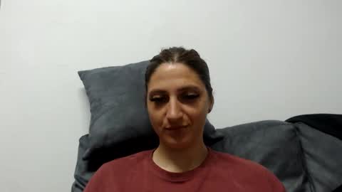 Snapshot of akyragrace chatting on June 10, 11:46 pm akyragrace online show from June 10, 11:46 pm