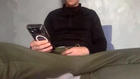 Snapshot of alacool123 chatting on March 27, 4:29 pm alacool123 online show from March 27, 4:29 pm