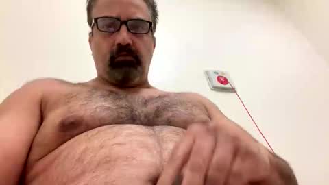 Snapshot of aladdin31673 chatting on October 16, 9:05 pm aladdin31673 online show from October 16, 9:05 pm