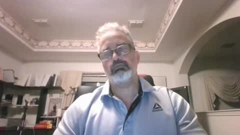 Snapshot of aladdin31673 chatting on November 29, 3:31 am aladdin31673 online show from November 29, 3:31 am