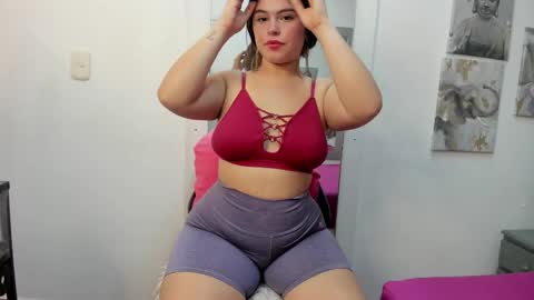 alahia_am online show from February 8, 6:01 pm