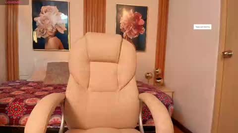 alahia_am online show from February 14, 11:31 am