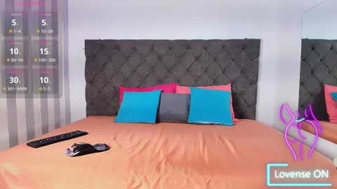 alahia_am online show from February 19, 11:49 am