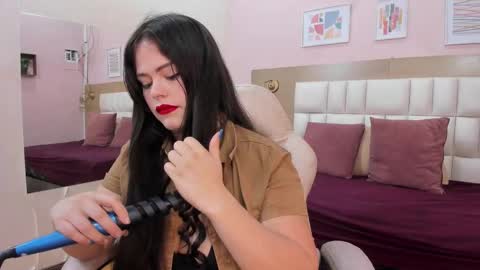 alahia_am online show from September 11, 11:32 am