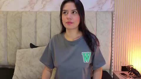 alahiasweet1 online show from July 10, 11:35 am