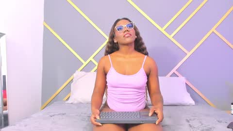 alaia_colins online show from January 27, 4:09 am