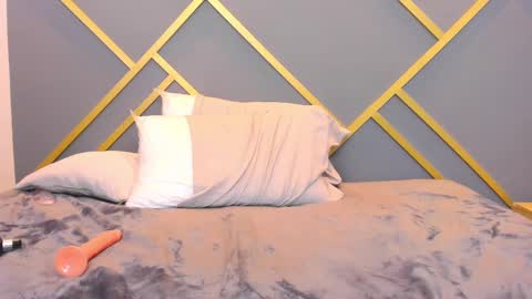 alaia_colins online show from February 26, 6:37 am