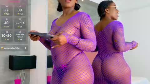 alaia_colins online show from March 4, 1:00 am