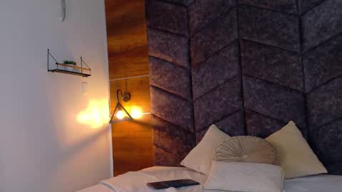  Alaia  online show from February 2, 11:42 am