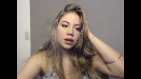 alaina_blessed online show from October 18, 9:26 pm