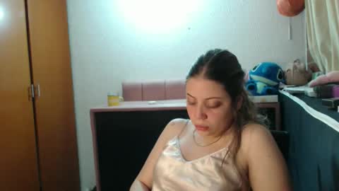 alaina_blessed online show from February 22, 12:12 am