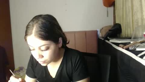 alaina_blessed online show from April 28, 12:53 am