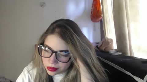 alaina_blessed online show from May 2, 8:14 pm