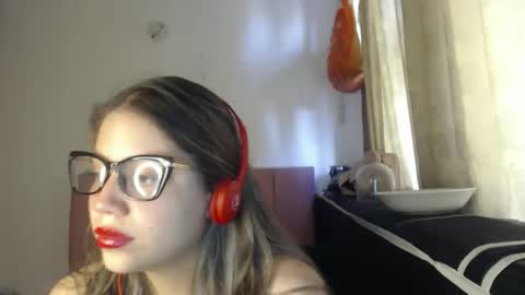 alaina_blessed online show from May 5, 9:56 pm
