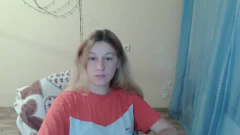 Anna online show from July 19, 3:27 pm