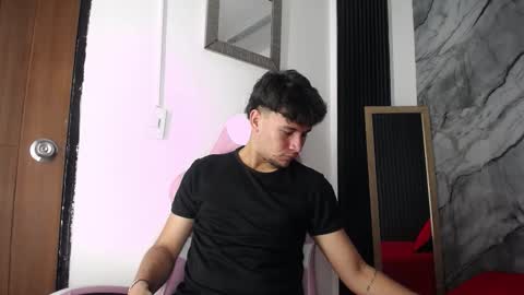 alan__smith online show from February 12, 7:53 pm