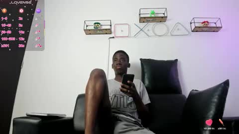 Snapshot of alan_blacke chatting on September 8, 8:41 pm alan_blacke online show from September 8, 8:41 pm