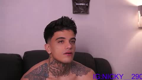 alan_morrys online show from November 8, 12:22 am