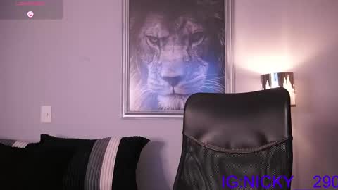 Snapshot of alan_morrys chatting on March 20, 2:05 am alan_morrys online show from March 20, 2:05 am