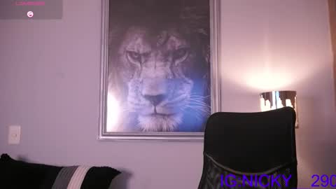 Snapshot of alan_morrys chatting on March 22, 12:36 am alan_morrys online show from March 22, 12:36 am
