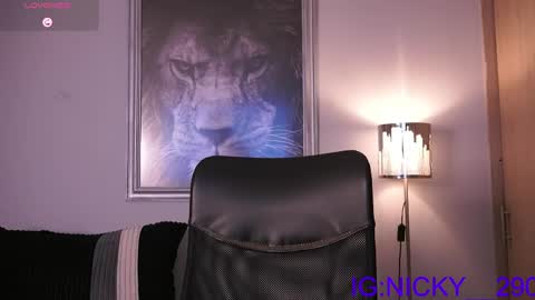 Snapshot of alan_morrys chatting on April 2, 1:25 am alan_morrys online show from April 2, 1:25 am