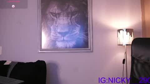 Snapshot of alan_morrys chatting on April 8, 12:32 am alan_morrys online show from April 8, 12:32 am
