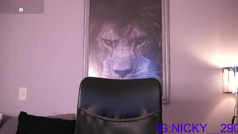 Snapshot of alan_morrys chatting on May 28, 11:57 pm alan_morrys online show from May 28, 11:57 pm