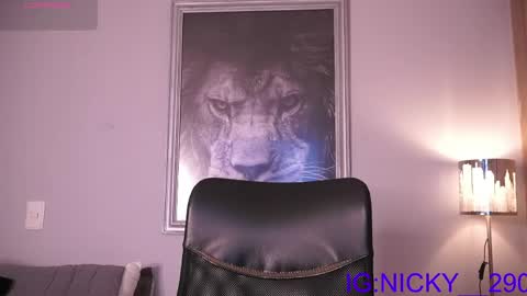 Snapshot of alan_morrys chatting on May 30, 1:14 am alan_morrys online show from May 30, 1:14 am