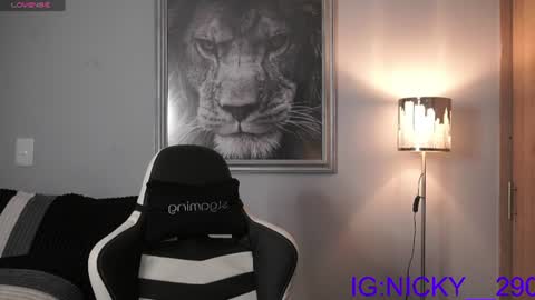 alan_morrys online show from July 8, 12:48 am