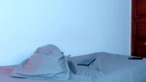 Snapshot of alan_newton1 chatting on March 24, 7:13 am alan newton1 online show from March 24, 7:13 am