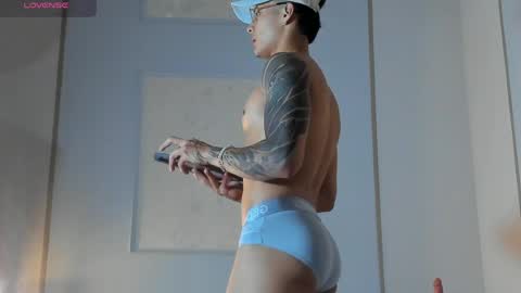 Snapshot of alan_salazar chatting on May 30, 5:54 pm alan_salazar online show from May 30, 5:54 pm