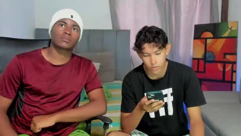 Snapshot of alan_scot chatting on April 19, 4:28 pm Alan and Criss - WE JUST FRIENDS WITH BENEFITS BOTH VERS online show from April 19, 4:28 pm