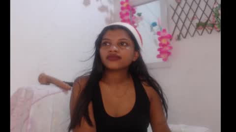 Snapshot of alana_2024 chatting on December 16, 5:06 am Working hours pm to am every day online show from December 16, 5:06 am