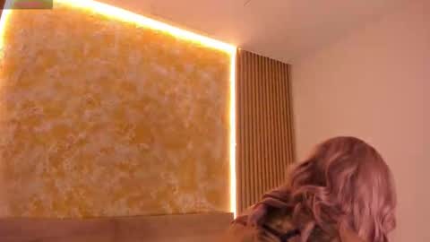 alana_2916 online show from October 22, 3:40 am