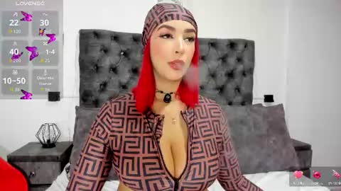 Snapshot of alana_2916_ chatting on July 19, 7:28 pm Alana online show from July 19, 7:28 pm