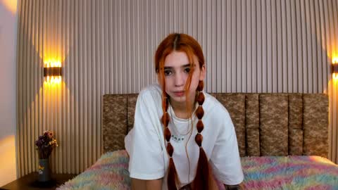 A L A N A  online show from December 2, 12:18 pm