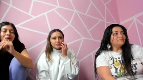 Alana online show from November 24, 2:50 pm