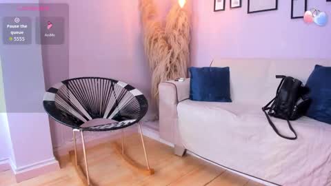 Alana online show from December 17, 12:44 pm