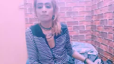 alana_del_ray online show from April 7, 5:30 am