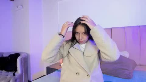 Snapshot of alana_gv1 chatting on March 19, 11:58 am alana_gv1 online show from March 19, 11:58 am