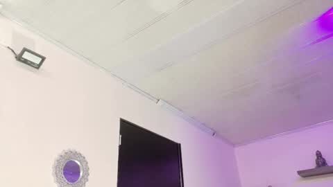 Maeve  online show from October 14, 10:27 am