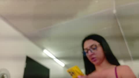 Snapshot of alana_madison chatting on May 18, 10:21 am Maeve online show from May 18, 10:21 am