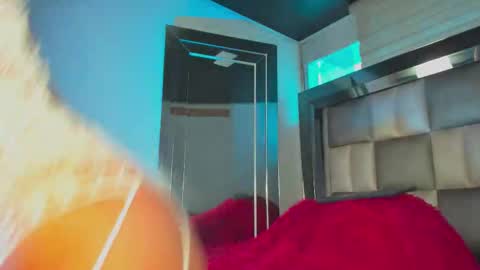 alana online show from September 11, 8:31 pm