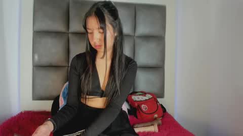 alana online show from September 12, 9:26 pm