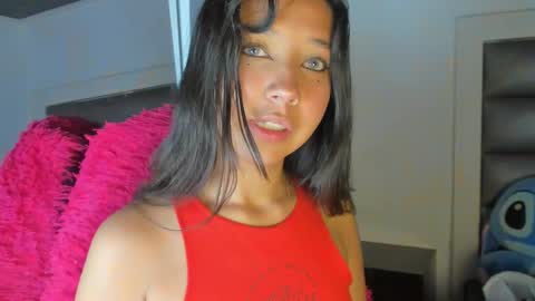 alana online show from October 17, 8:44 pm