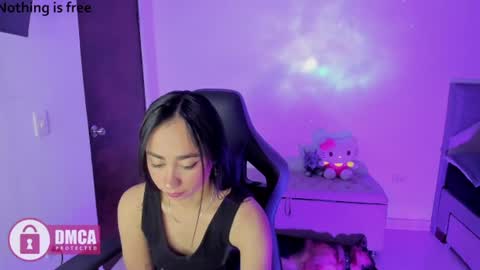 alana_pherson online show from June 21, 2:58 am