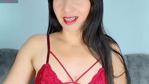 Snapshot of alana_pink95 chatting on November 4, 10:03 am alana_pink95 online show from November 4, 10:03 am