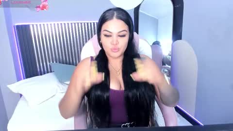 Alana Rogers online show from September 29, 8:02 pm