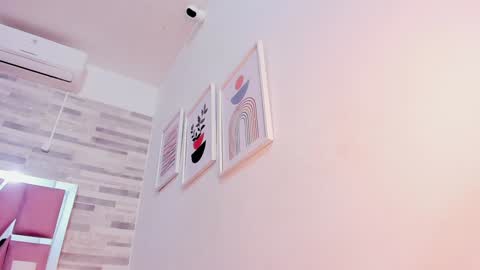 Alana online show from December 18, 6:57 pm