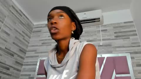 Alana online show from October 19, 5:46 pm